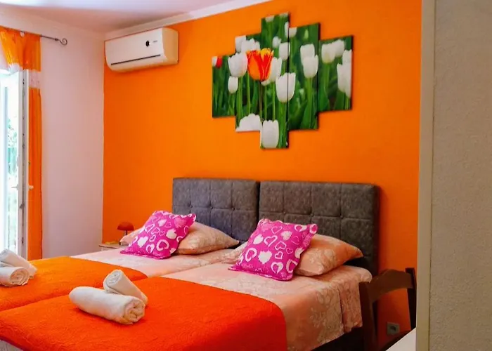 Apartments Desa Petric
